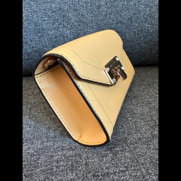 Michael Kors Kinsley Leather Bag In Dusty Daisy RARE! 🆕NWT⌚FAST😮‍💨⚡🚚 - Picture 10 of 16